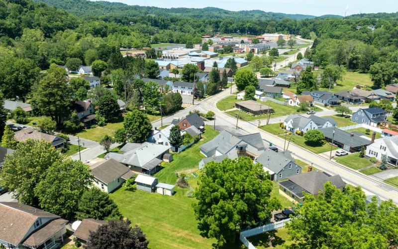 228 Johnson Avenue, Bridgeport, West Virginia 26330, 1 Bedroom Bedrooms, 4 Rooms Rooms,1 BathroomBathrooms,Single Family Detached,For Sale,Johnson,10165250