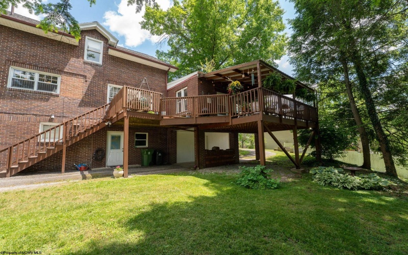 411 Rotary Street, Morgantown, West Virginia 26505, 3 Bedrooms Bedrooms, 8 Rooms Rooms,1 BathroomBathrooms,Single Family Detached,For Sale,Rotary,10165255