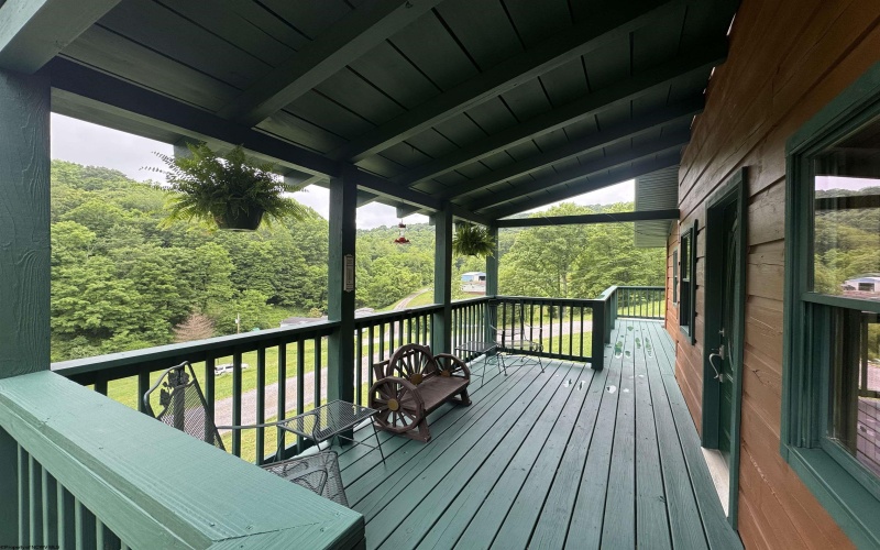 52 Kearns Road, Bristol, West Virginia 26426, 3 Bedrooms Bedrooms, 6 Rooms Rooms,1 BathroomBathrooms,Single Family Detached,For Sale,Kearns,10165280