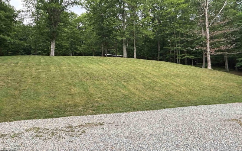 52 Kearns Road, Bristol, West Virginia 26426, 3 Bedrooms Bedrooms, 6 Rooms Rooms,1 BathroomBathrooms,Single Family Detached,For Sale,Kearns,10165280