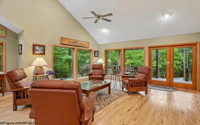 2256 Cabin Mountain Road, Davis, West Virginia 26260, 5 Bedrooms Bedrooms, 10 Rooms Rooms,3 BathroomsBathrooms,Single Family Detached,For Sale,Cabin Mountain,10165270