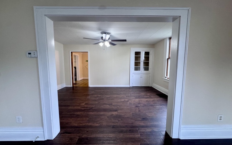 542 Market Street, Fairmont, West Virginia 26554, 3 Bedrooms Bedrooms, 6 Rooms Rooms,1 BathroomBathrooms,Single Family Detached,For Sale,Market,10165271