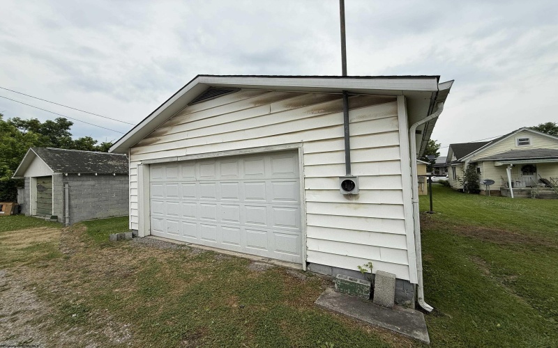 1513 Lavalette Avenue, Elkins, West Virginia 26241, 2 Bedrooms Bedrooms, 6 Rooms Rooms,1 BathroomBathrooms,Single Family Detached,For Sale,Lavalette,10165267