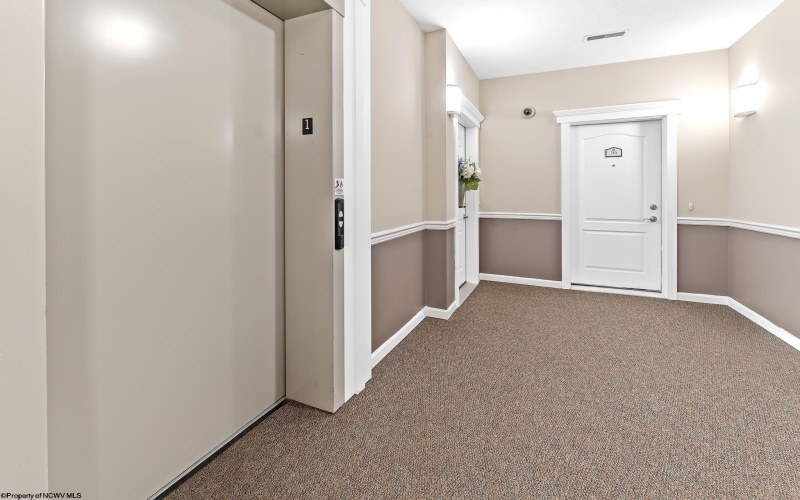 310 Fountain View, Morgantown, West Virginia 26505, 2 Bedrooms Bedrooms, 5 Rooms Rooms,2 BathroomsBathrooms,Single Family Attached,For Sale,Fountain,10165266