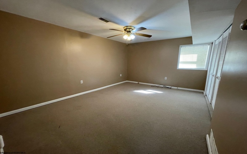 99-103 Liberty Avenue, Clarksburg, West Virginia 26301, ,Multi-unit/income,For Sale,Liberty,10162040