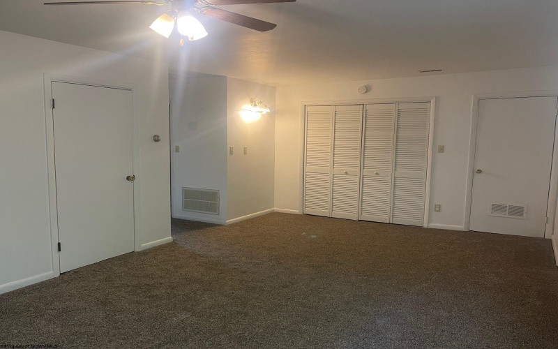 99-103 Liberty Avenue, Clarksburg, West Virginia 26301, ,Multi-unit/income,For Sale,Liberty,10162040
