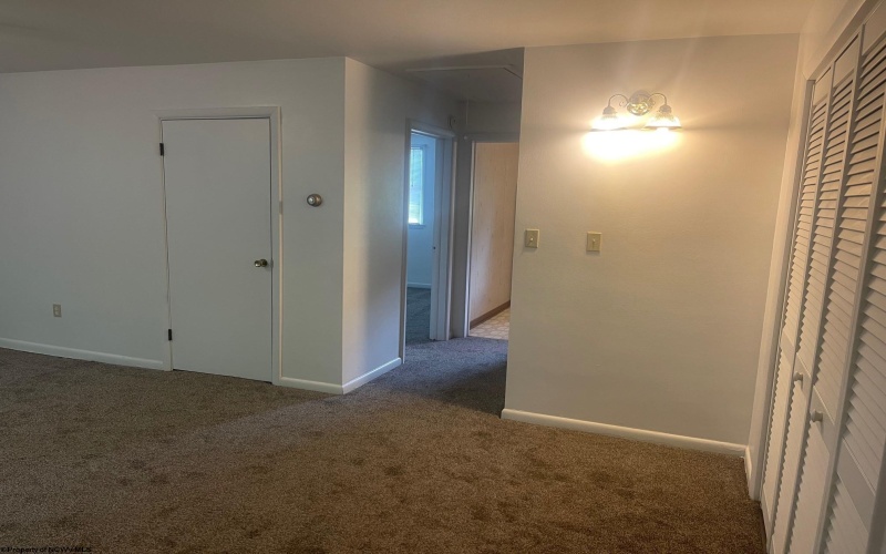 99-103 Liberty Avenue, Clarksburg, West Virginia 26301, ,Multi-unit/income,For Sale,Liberty,10162040