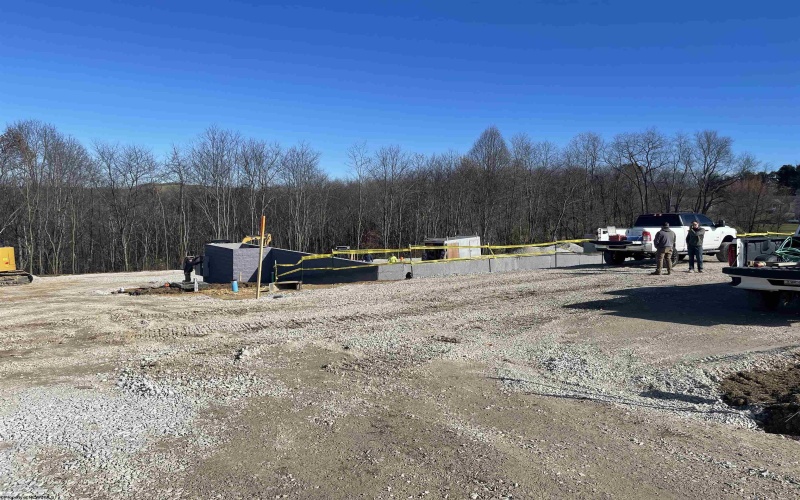 43 Maple Street, Bruceton Mills, West Virginia 26525, 2 Bedrooms Bedrooms, 4 Rooms Rooms,1 BathroomBathrooms,Residential Rentals,For Rent,Maple,10165273 43 Maple Street, Bruceton Mills, West Virginia 26525, 2 Bedrooms Bedrooms, 4 Rooms Rooms,1 BathroomBathrooms,Residential Rentals,For Rent,Maple,10165273