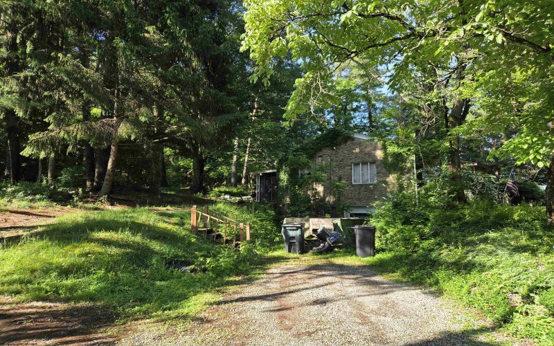 801 & 823 Fairmont Road, Morgantown, West Virginia 26501, ,Lots/land,For Sale,Fairmont,10165272