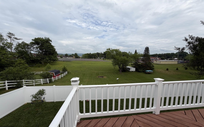 114 Southview Drive, Elkins, West Virginia 26241, 3 Bedrooms Bedrooms, 9 Rooms Rooms,2 BathroomsBathrooms,Single Family Detached,For Sale,Southview,10165282