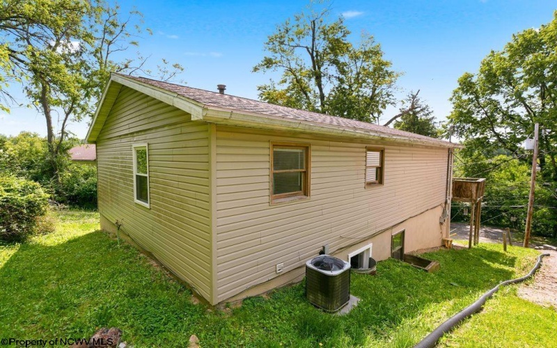 40 Highland Avenue, Morgantown, West Virginia 26505, 4 Bedrooms Bedrooms, 11 Rooms Rooms,2 BathroomsBathrooms,Single Family Detached,For Sale,Highland,10165284 40 Highland Avenue, Morgantown, West Virginia 26505, 4 Bedrooms Bedrooms, 11 Rooms Rooms,2 BathroomsBathrooms,Single Family Detached,For Sale,Highland,10165284