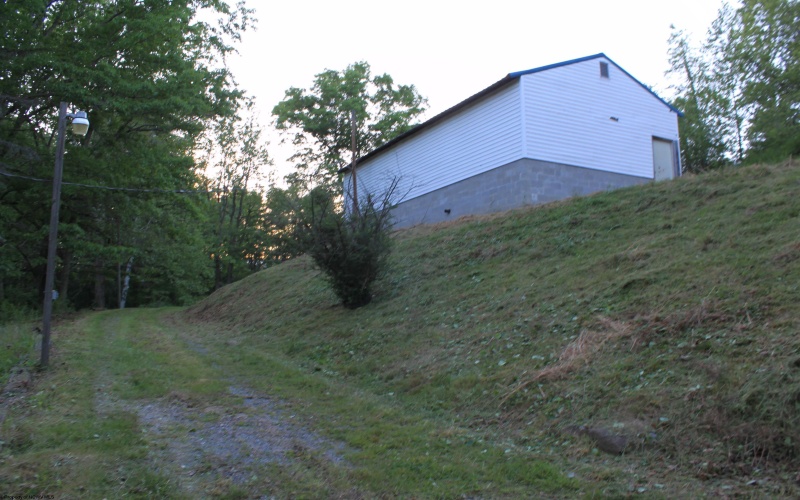 72 Greenbrier Street, Camden on Gauley, West Virginia 26208, 3 Bedrooms Bedrooms, 8 Rooms Rooms,2 BathroomsBathrooms,Single Family Detached,For Sale,Greenbrier,10165285