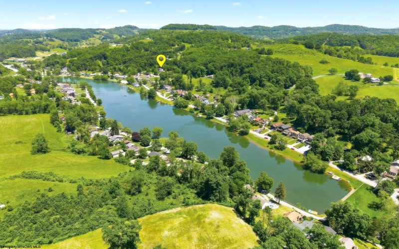 83 Maple Lake Court, Bridgeport, West Virginia 26330, 3 Bedrooms Bedrooms, 7 Rooms Rooms,2 BathroomsBathrooms,Single Family Detached,For Sale,Maple Lake,10165283