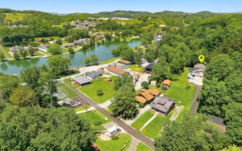 83 Maple Lake Court, Bridgeport, West Virginia 26330, 3 Bedrooms Bedrooms, 7 Rooms Rooms,2 BathroomsBathrooms,Single Family Detached,For Sale,Maple Lake,10165283