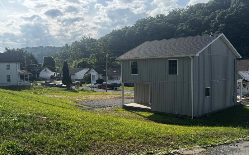 148 Mulberry Avenue, Weston, West Virginia 26452, 3 Bedrooms Bedrooms, 6 Rooms Rooms,2 BathroomsBathrooms,Single Family Detached,For Sale,Mulberry,10165317 148 Mulberry Avenue, Weston, West Virginia 26452, 3 Bedrooms Bedrooms, 6 Rooms Rooms,2 BathroomsBathrooms,Single Family Detached,For Sale,Mulberry,10165317