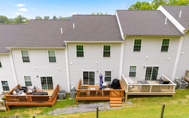20 MISTY Lane, Fairmont, West Virginia 26554, 3 Bedrooms Bedrooms, 7 Rooms Rooms,2 BathroomsBathrooms,Single Family Attached,For Sale,MISTY,10165308