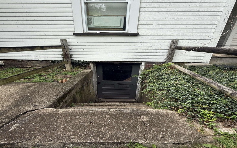 740 Weaver Street, Morgantown, West Virginia 26505, ,Multi-unit/income,For Sale,Weaver,10165292