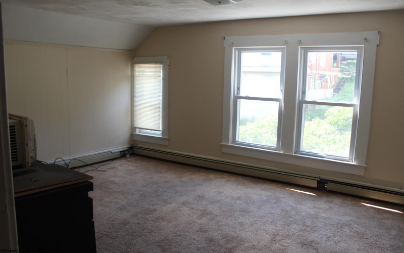 740 Weaver Street, Morgantown, West Virginia 26505, 0 , 0 ,0,Multi-unit/income,For Sale,Weaver,0,10165292 740 Weaver Street, Morgantown, West Virginia 26505, 0 , 0 ,0,Multi-unit/income,For Sale,Weaver,0,10165292