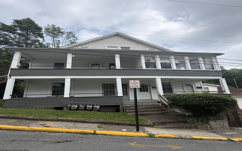740 Weaver Street, Morgantown, West Virginia 26505, ,Multi-unit/income,For Sale,Weaver,10165292