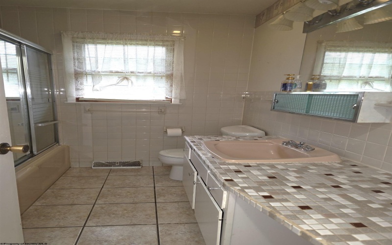 194 Smith Road, Flemington, West Virginia 26347, 3 Bedrooms Bedrooms, 7 Rooms Rooms,2 BathroomsBathrooms,Single Family Detached,For Sale,Smith,10165291