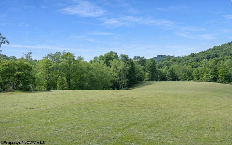 4038 Abbott Road, French Creek, West Virginia 26218, 3 Bedrooms Bedrooms, 7 Rooms Rooms,1 BathroomBathrooms,Single Family Detached,For Sale,Abbott,10165289