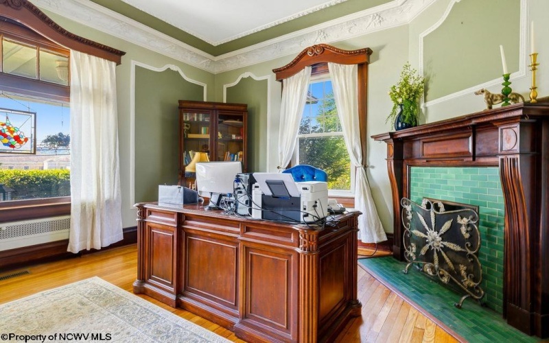 204 Philadelphia Avenue, Bridgeport, West Virginia 26330, 6 Bedrooms Bedrooms, 14 Rooms Rooms,3 BathroomsBathrooms,Single Family Detached,For Sale,Philadelphia,10165287