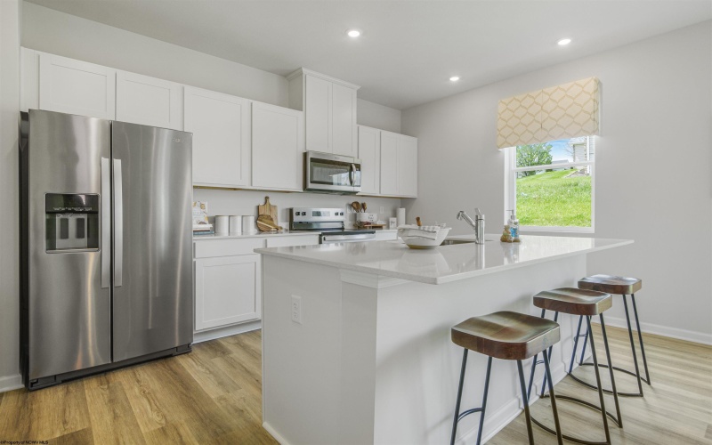 648 Links Drive, Maidsville, West Virginia 26541, 4 Bedrooms Bedrooms, 8 Rooms Rooms,2 BathroomsBathrooms,Single Family Detached,For Sale,Links,10165297