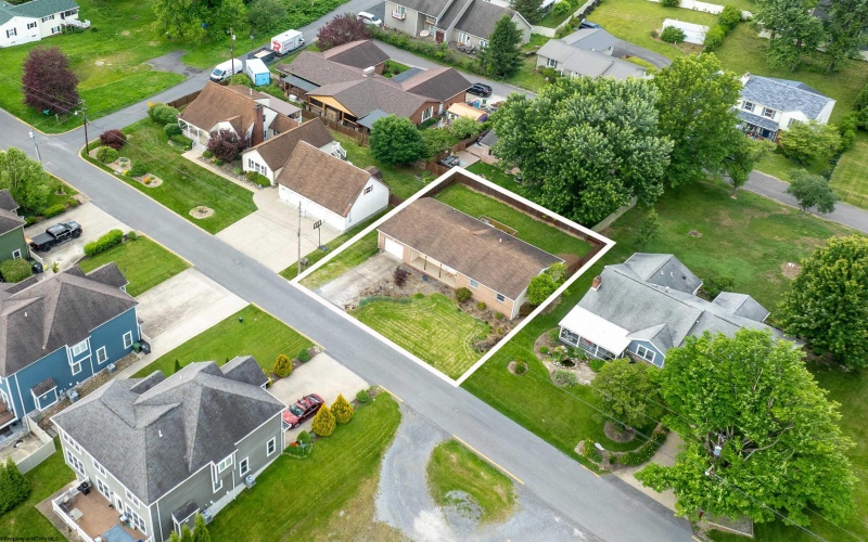 1137 Windsor Avenue, Morgantown, West Virginia 26505, 3 Bedrooms Bedrooms, 7 Rooms Rooms,2 BathroomsBathrooms,Single Family Detached,For Sale,Windsor,10165300