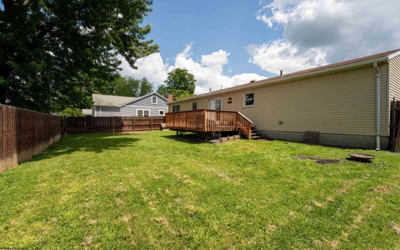 1137 Windsor Avenue, Morgantown, West Virginia 26505, 3 Bedrooms Bedrooms, 7 Rooms Rooms,2 BathroomsBathrooms,Single Family Detached,For Sale,Windsor,10165300