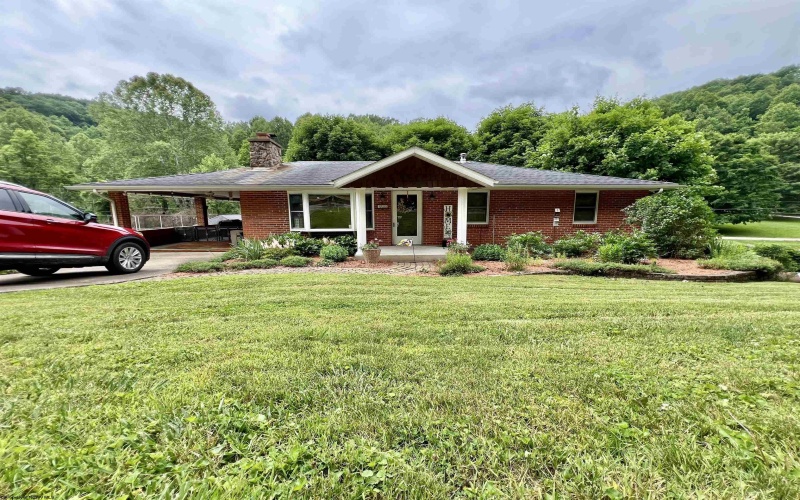 4109 Chapel Road, Gassaway, West Virginia 26624, 3 Bedrooms Bedrooms, 6 Rooms Rooms,1 BathroomBathrooms,Single Family Detached,For Sale,Chapel,10165309