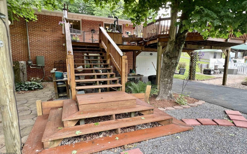 4109 Chapel Road, Gassaway, West Virginia 26624, 3 Bedrooms Bedrooms, 6 Rooms Rooms,1 BathroomBathrooms,Single Family Detached,For Sale,Chapel,10165309