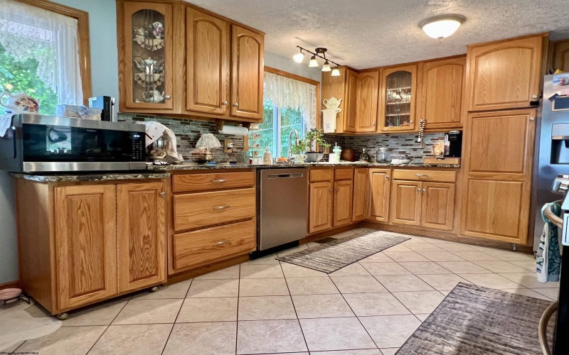 4109 Chapel Road, Gassaway, West Virginia 26624, 3 Bedrooms Bedrooms, 6 Rooms Rooms,1 BathroomBathrooms,Single Family Detached,For Sale,Chapel,10165309