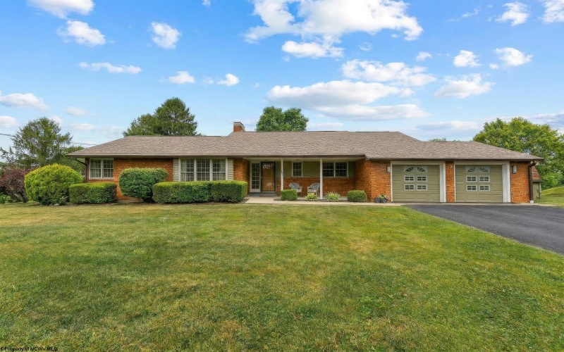 15 Citadel Road, Morgantown, West Virginia 26508, 3 Bedrooms Bedrooms, 6 Rooms Rooms,1 BathroomBathrooms,Single Family Detached,For Sale,Citadel,10165319