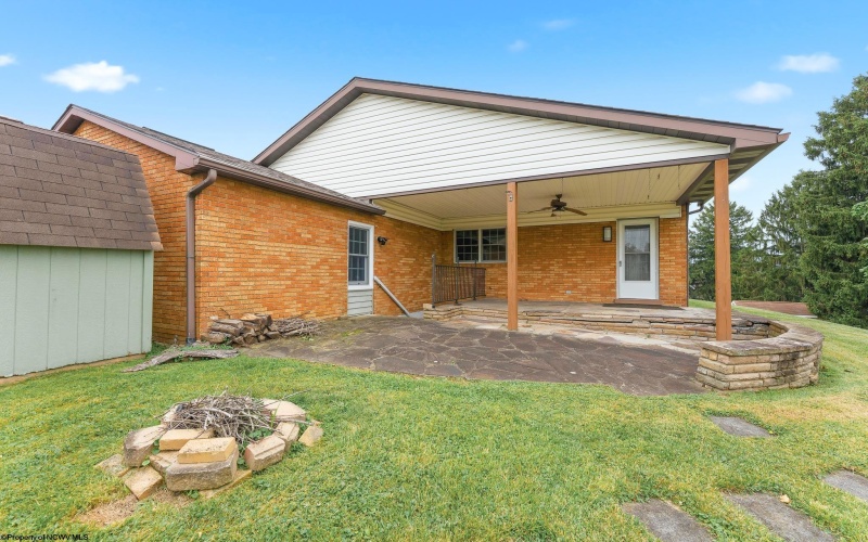 15 Citadel Road, Morgantown, West Virginia 26508, 3 Bedrooms Bedrooms, 6 Rooms Rooms,1 BathroomBathrooms,Single Family Detached,For Sale,Citadel,10165319