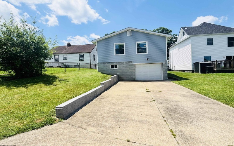 115 May Street, Fairmont, West Virginia 26554, 3 Bedrooms Bedrooms, 8 Rooms Rooms,2 BathroomsBathrooms,Single Family Detached,For Sale,May,10165318 115 May Street, Fairmont, West Virginia 26554, 3 Bedrooms Bedrooms, 8 Rooms Rooms,2 BathroomsBathrooms,Single Family Detached,For Sale,May,10165318