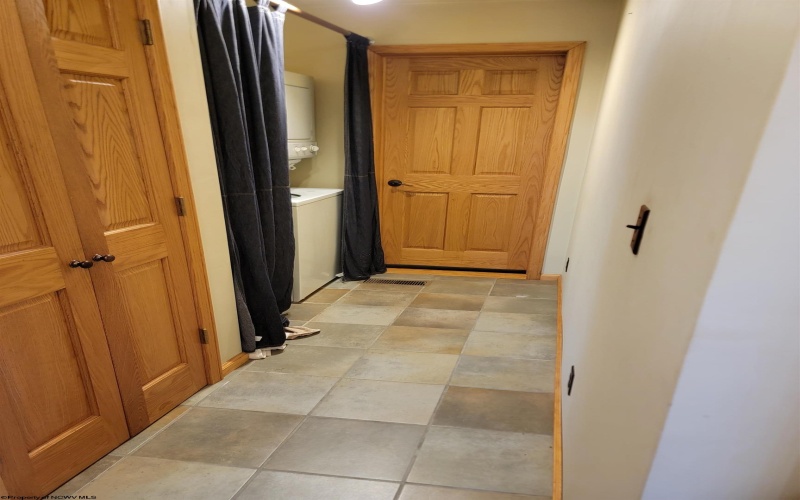 380 Flint Road, Hillsboro, West Virginia 24946, 3 Bedroom Bedrooms, 6 Room Rooms,2 BathroomBathrooms,Single Family Detached,For Sale,Flint,0,10162879