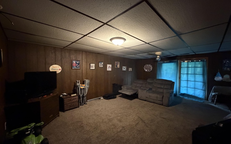 512 East Park Avenue, Fairmont, West Virginia 26554, ,Multi-unit/income,For Sale,East Park,10165320
