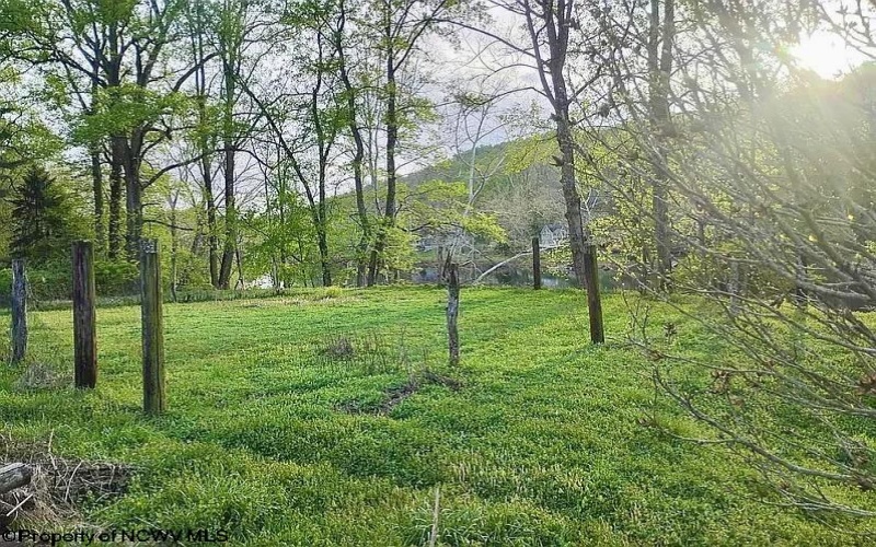 34 Sandy Beach Road, Fairmont, West Virginia 26554, ,Lots/land,For Sale,Sandy Beach,10165335