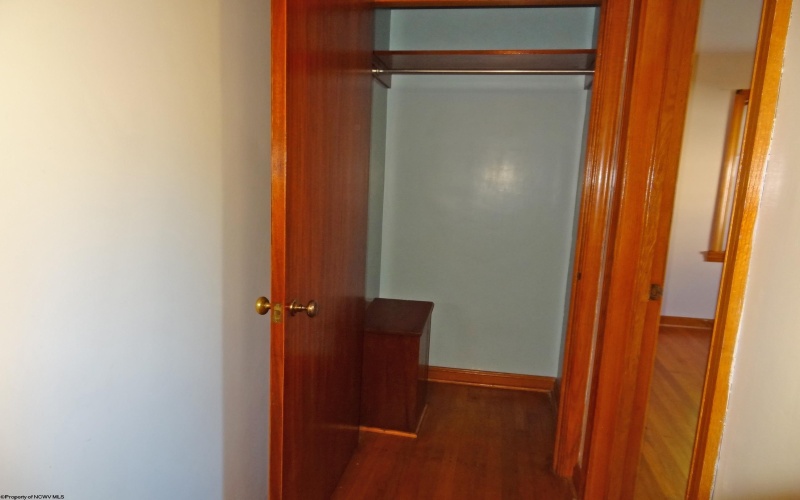 836 Fairmont Road, Westover, West Virginia 26501, 3 Bedrooms Bedrooms, 5 Rooms Rooms,2 BathroomsBathrooms,Residential Rentals,For Rent,Fairmont,10165324