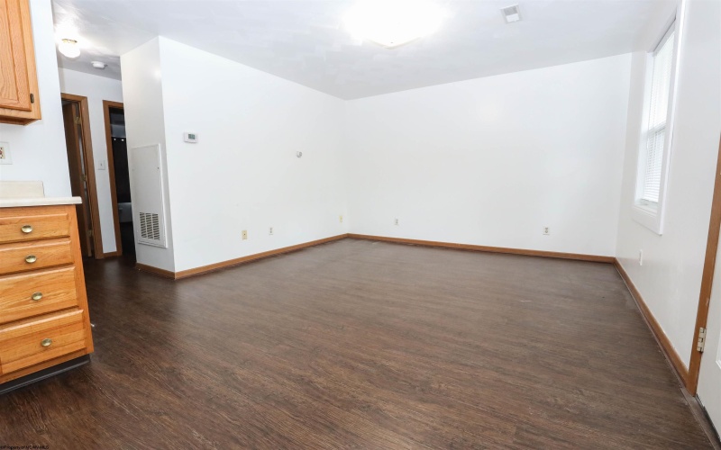 726 Beechurst Avenue, Morgantown, West Virginia 26505, 2 Bedrooms Bedrooms, 4 Rooms Rooms,1 BathroomBathrooms,Residential Rentals,For Rent,Beechurst,10165333