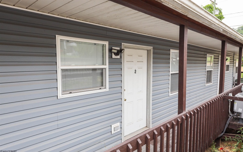 726 Beechurst Avenue, Morgantown, West Virginia 26505, 2 Bedrooms Bedrooms, 4 Rooms Rooms,1 BathroomBathrooms,Residential Rentals,For Rent,Beechurst,10165333