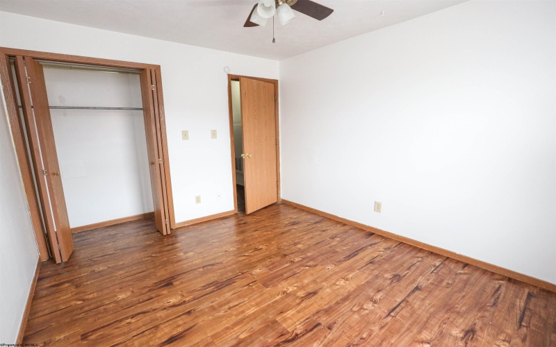 726 Beechurst Avenue, Morgantown, West Virginia 26505, 2 Bedrooms Bedrooms, 4 Rooms Rooms,1 BathroomBathrooms,Residential Rentals,For Rent,Beechurst,10165334