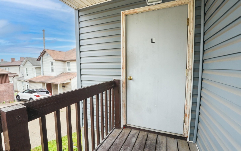 726 Beechurst Avenue, Morgantown, West Virginia 26505, 2 Bedrooms Bedrooms, 4 Rooms Rooms,1 BathroomBathrooms,Residential Rentals,For Rent,Beechurst,10165334