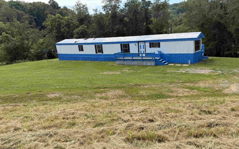 1999 Glady Fork Road, Weston, West Virginia 26452, 2 Bedrooms Bedrooms, 5 Rooms Rooms,1 BathroomBathrooms,Single Family Detached,For Sale,Glady Fork,0,10165321