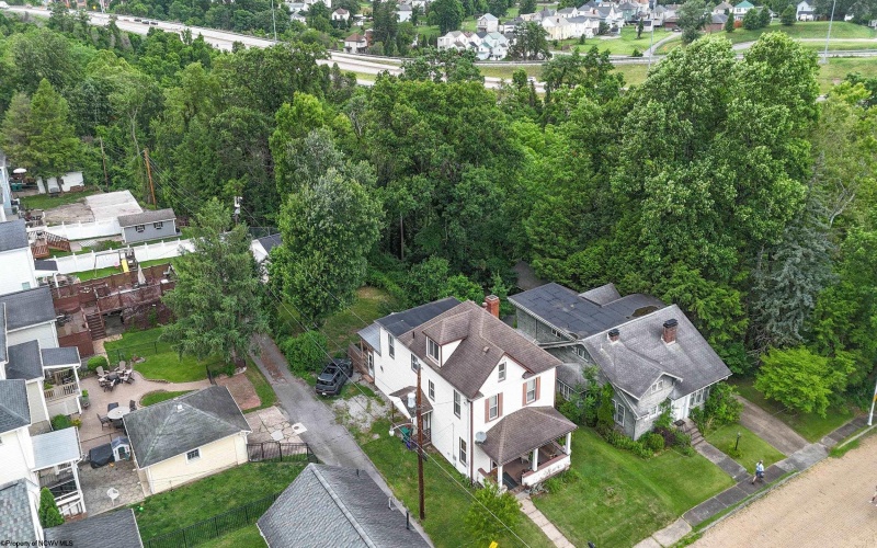 200 Concord Avenue, Clarksburg, West Virginia 26301, 4 Bedrooms Bedrooms, 8 Rooms Rooms,2 BathroomsBathrooms,Single Family Detached,For Sale,Concord,10165344