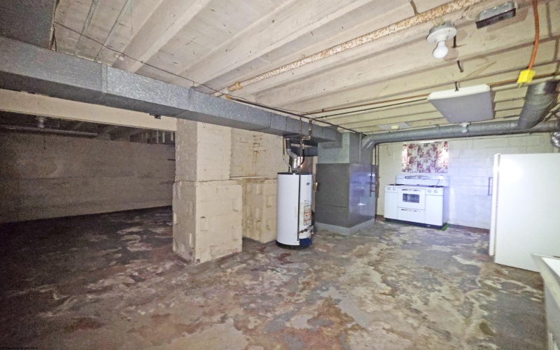 477 Wisconsin Avenue, Westover, West Virginia 26501, 3 Bedrooms Bedrooms, 6 Rooms Rooms,1 BathroomBathrooms,Single Family Detached,For Sale,Wisconsin,10165323