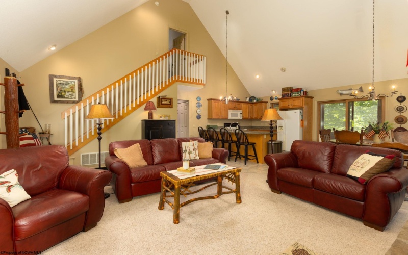 206 Columbine Circle, Terra Alta, West Virginia 26764, 3 Bedrooms Bedrooms, 6 Rooms Rooms,3 BathroomsBathrooms,Single Family Detached,For Sale,Columbine,10165322