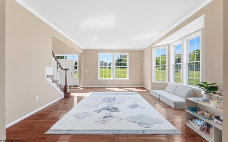 600 Hayfield Street, Morgantown, West Virginia 26508, 4 Bedrooms Bedrooms, 10 Rooms Rooms,3 BathroomsBathrooms,Single Family Detached,For Sale,Hayfield,10165343