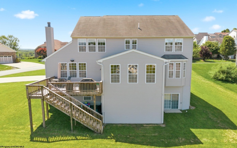 600 Hayfield Street, Morgantown, West Virginia 26508, 4 Bedrooms Bedrooms, 10 Rooms Rooms,3 BathroomsBathrooms,Single Family Detached,For Sale,Hayfield,10165343