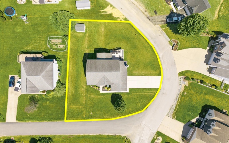 600 Hayfield Street, Morgantown, West Virginia 26508, 4 Bedrooms Bedrooms, 10 Rooms Rooms,3 BathroomsBathrooms,Single Family Detached,For Sale,Hayfield,10165343